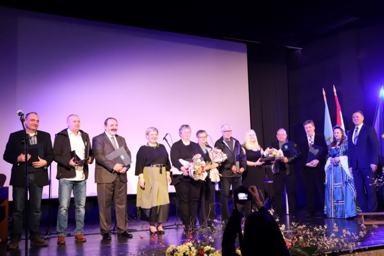 Dodijeljene nagrade i priznanja zaslužnim pojedincima i udrugama povodom Dana grada Pakraca