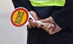 Pod utjecajem alkohola od 1,73 promila upravljao osobnim automobilom