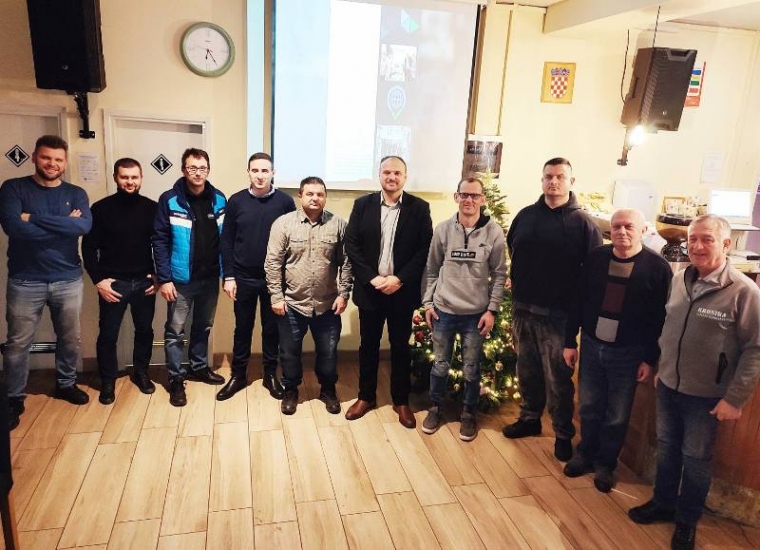 Božićni domjenak Alumni "FTRR" povodom uspješnog završetka godine