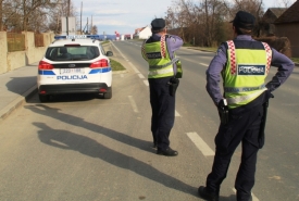 Ovog vikenda vozači su opet bili nestašni sa 82 prekršaja - 9 alkoholiziranih, 39 prekoračenja brzine, 9 bez pojasa i 1 ponavljač