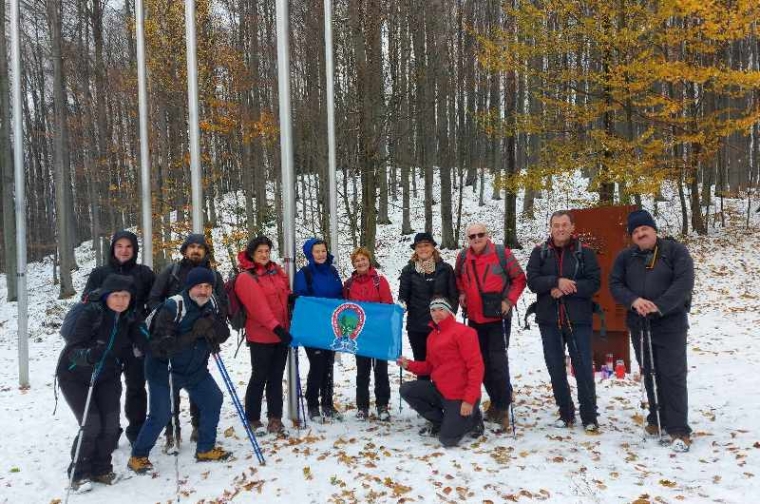 Planinari HPD "Sokolovac" pohodili 23. Memorijalni pohod na Anđinu baraku