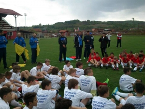 Županijske selekcije 2002. i 2003. godišta trenirale u kampu HNS-a