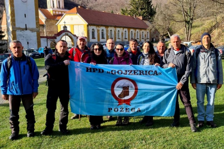 HPD "Gojzerica" pohodila Krndijske stjenjake u organizaciji HPD "Orahovica"