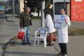 Performans „Stolica glavu čuva“ izazvao interes građana