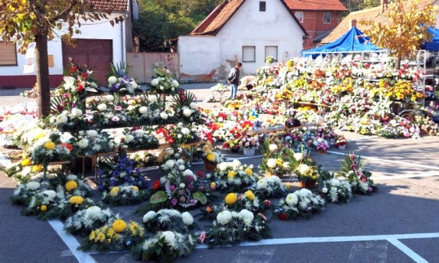 Započela prigodna prodaja cvijeća od 28. listopada do 1. studenoga na parkiralištu iza Gradske kuće Požega