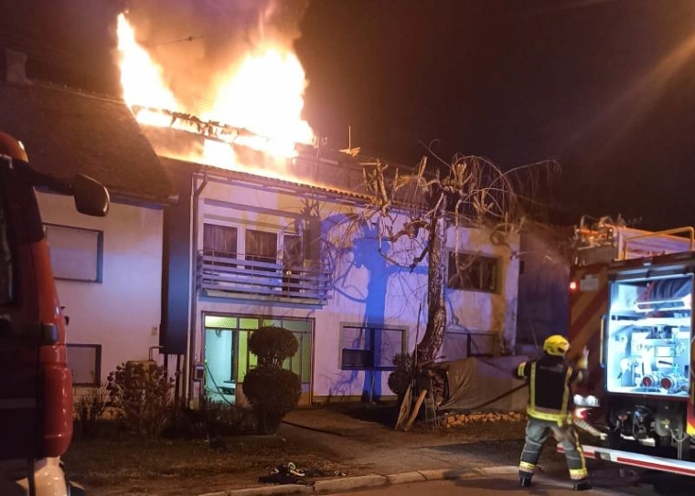 Otkriven uzrok požara na obiteljskoj kući a 19-godišnjak vozio unatoč samoizolaciji