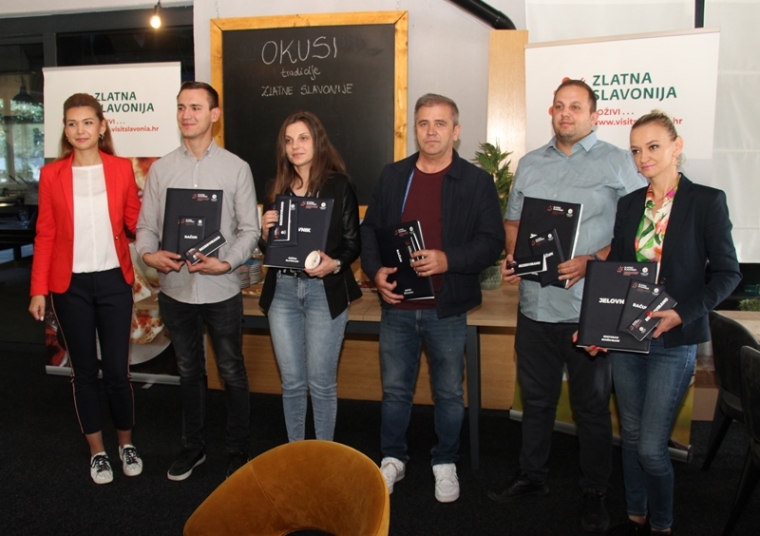 Nositeljima standarda "Okusi Zlatne Slavonije" uručeni jelovnici, etui, rezervacije i couvert zdjelice