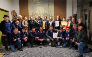 Na državnoj smotri izvornog pučkog pjevanja nastupile muška skupina HKUD "Slavonija" Jakšić i ženska skupina KUD "Šijaci" Biškupci