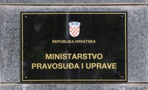 Digitalnim barijerama protiv sudjelovanja javnosti - 42 udruge traže od Ministarstva uprave da im omogući komentiranje zakona