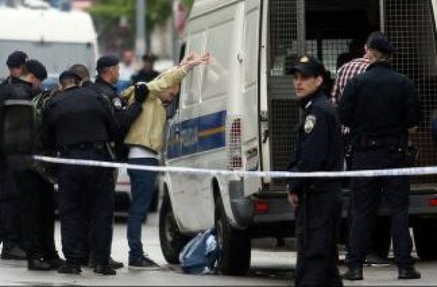 Spriječeno krijumčarenje na području općine Brestovac - migrante vozio 52-godišnjak iz Estonije u kombiju talijanske registracije