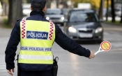 Zaustavljeno 8 alkoholiziranih vozača, a 20-godišnjak uhićen jer je vozio Mercedes bez vozačke i bilo kakvog dokumenta uz 10.000 kn kazne