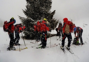 Požeški HGSS u akciji spašavanja dvoje planinara na Papuku