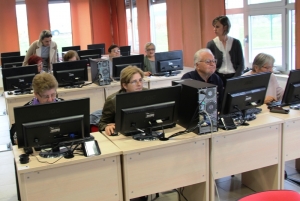 Informatičko opismenjavanje starijih osoba