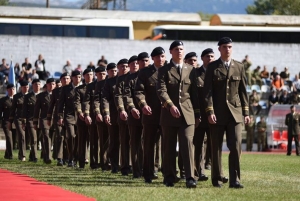 U vojničku službu u trajanju od dvije godine prima se 160 kandidata odnosno kandidatkinja za vojnika/mornara