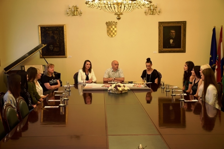 Požeško kulturno ljeto započinje idućeg tjedna Ivanjskim krijesom