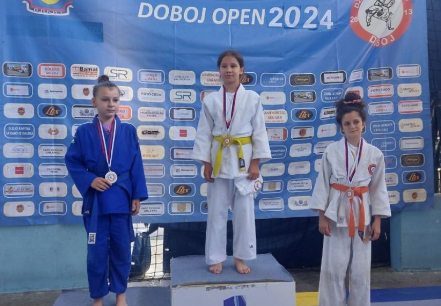 Odlični rezultati za Judo klub "Slavonac" na Međunarodnom turniru u Doboju i 9 medalja