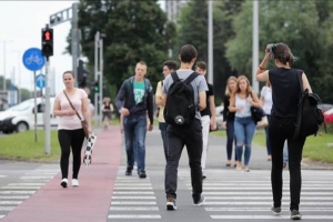 Pozivamo vozače da povećaju oprez na pješake u prometu