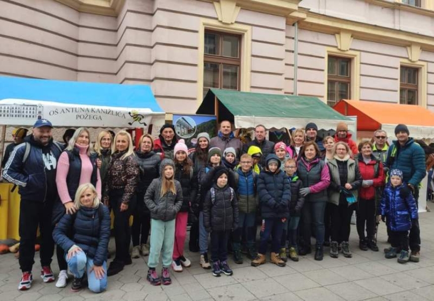 Požeški planinari HPD "Sokolovac" i Alumni "FTRR" izletom po Požeškoj gori obilježili "Martinje" u Požegi