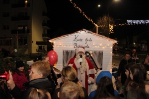 Veseli i topli „Advent u Kutjevu“ i Djed Božićnjak s poklonima