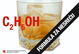 Uz alkohol od 1,46 promila 66-godišnjak u požeškoj Industrijskoj ulici izgubio nadzor nad vozilom i udario u znak i stup javne rasvjete