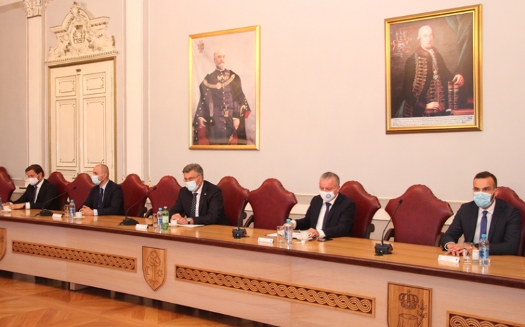 Predsjednik Vlade RH Plenković s ministrima posjetio Požeško-slavonsku županiju