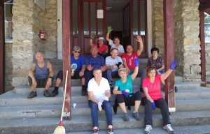Radna akcija HPD-a &quot;Sokolovac&quot; Požega - Uređen Planinarski dom &quot;Lapjak&quot; unatoč velikoj vrućini