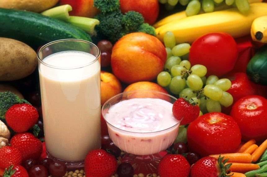 Gradu Požegi odobreni besplatni obroci voća, povrća i mliječnih proizvoda za 1.422 učenika 3 gradske osnovne škole