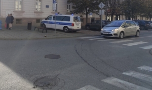 Dogodile su se 3 prometne nesreće, a 74-godišnja vozačica na obilježenom pješačkom prijelazu udarila 60-godišnju pješakinju