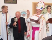 Veseli ceremonijal krštenja mošta u Požegi s vinskim kardinalom
