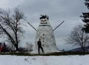 Najveći snjegović u Požegi stanuje na Seocima