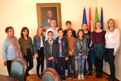 Požeški osnovnoškolci posjetili gradonačelnika Neferovića