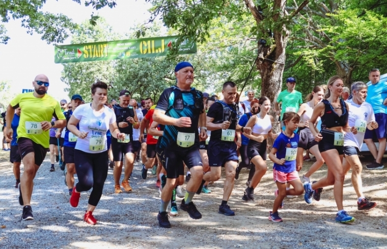 Oko Sovskog jezera kroz šumu trčalo 170 natjecatelja na 2. Trailu 5, 10 i 21 km