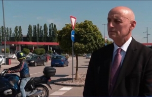PROMETNA PATROLA - 3 pouke užasne prometne nesreće sigurnim sportskim crossoverom BMW X6 u Osijeku