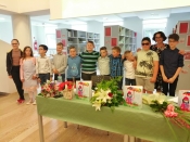 Predstavljena knjiga Recept za radost Irene Ivetić i učenika