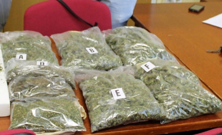 Kod 32-godišnjaka iz Brestovca pronašli 800 grama marihuane ali i pušku