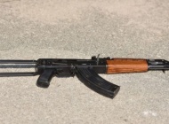 Pleterničanin dragovoljno predao automatsku pušku pušku, spremnik i tri bombe, dok je Požežanin 19-godišnjak puštao glasnu glazbu na parkiralištu